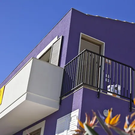 Lägenhetshotell Blu Modicamare 4*