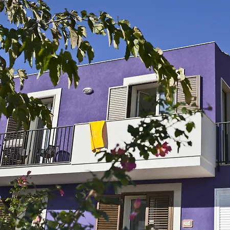 Blu Modicamare Aparthotel 4*